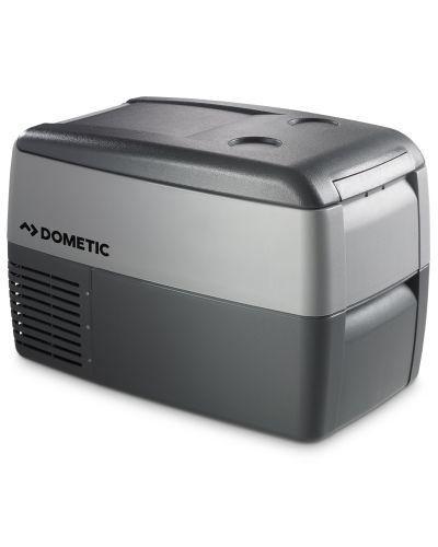 Nevera 31 litros con Compresor Dometic cerrada