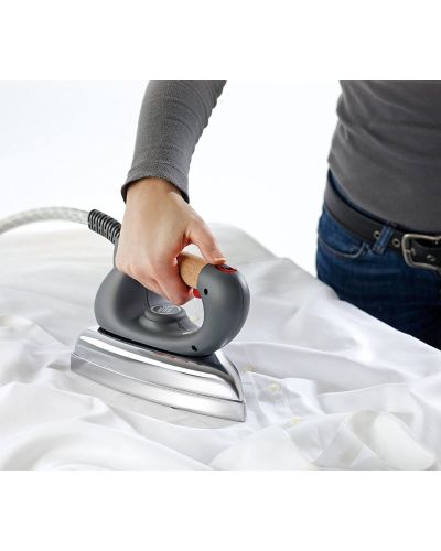 Centro Planchado Vaporella 505Pro Polti para camisas
