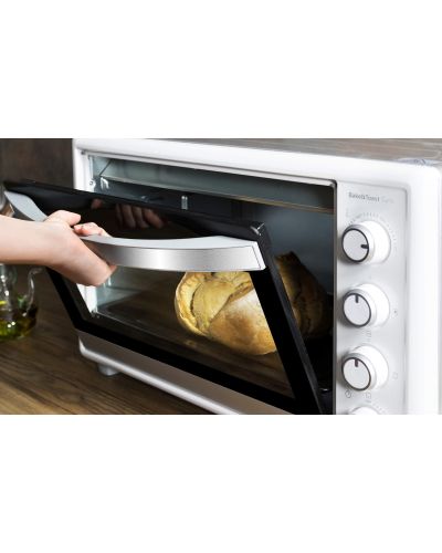 Horno 46 Litros de Convección y Rotisserie - primer plano