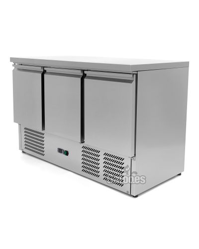 Mostrador Refrigerado, con 400 Litros. Ancho 136 cm.