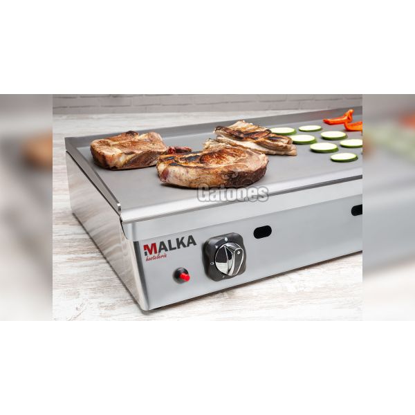 Plancha de Cocina a Gas Profesional de 70 cm. de ancho - Con alimentos