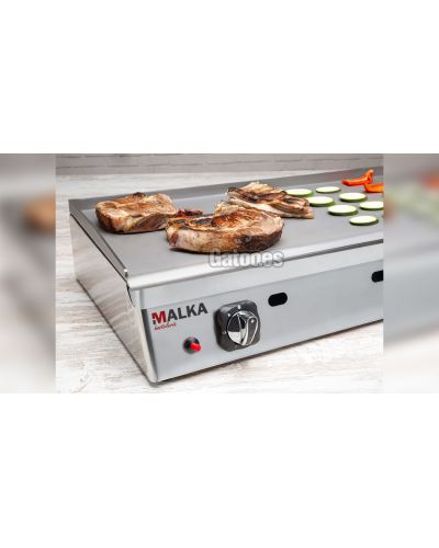 Plancha de Cocina a Gas Profesional de 70 cm. de ancho - Con alimentos